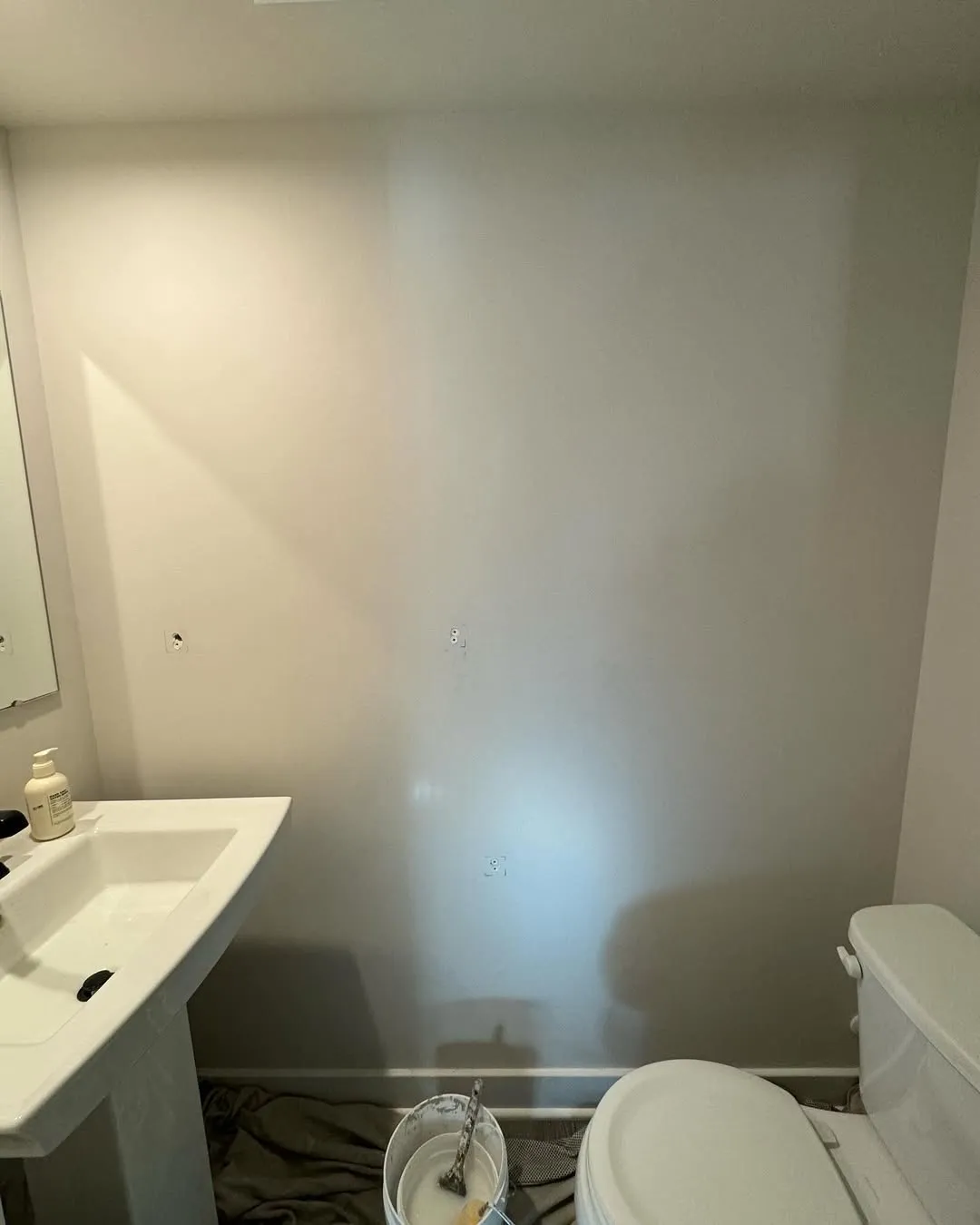 Wallpaper Installation - Image 2